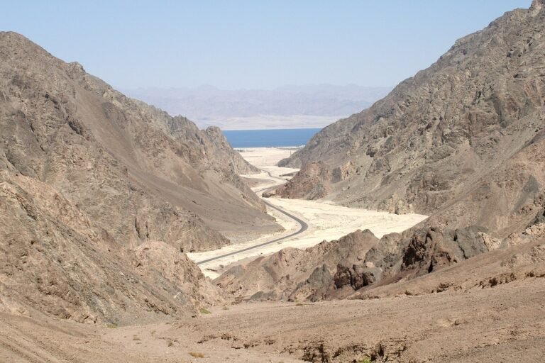 Sinai mountains desert